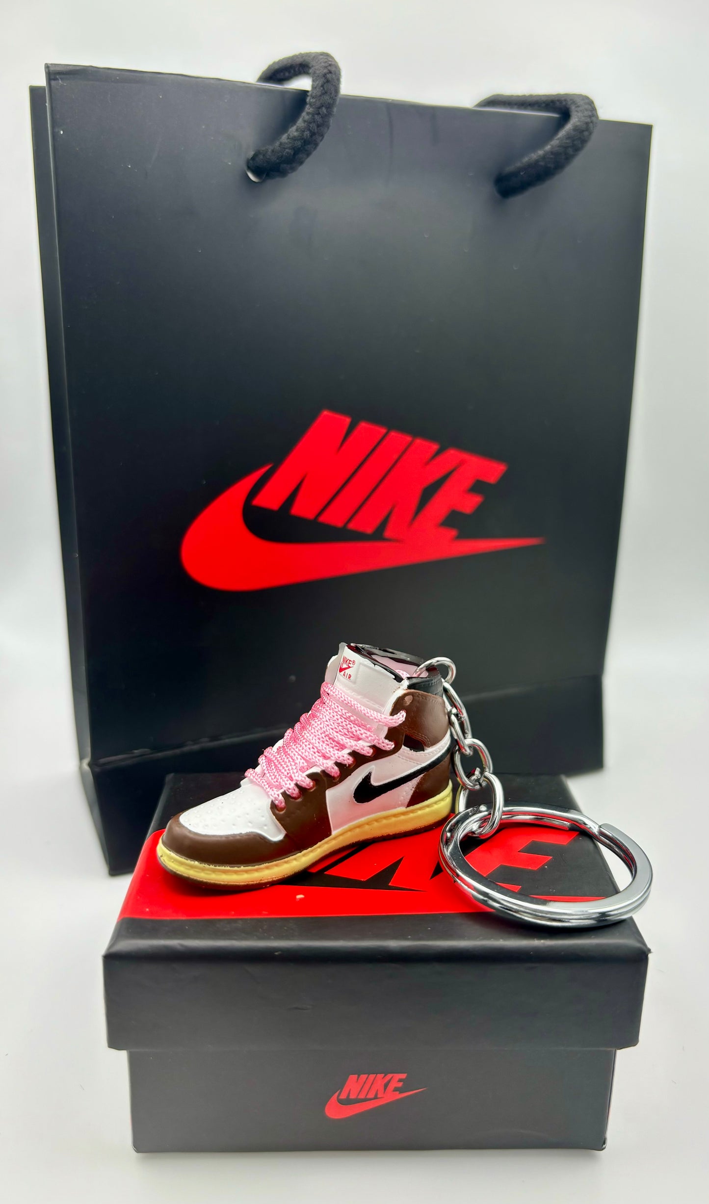 Jordan 1 alta Travis Scott