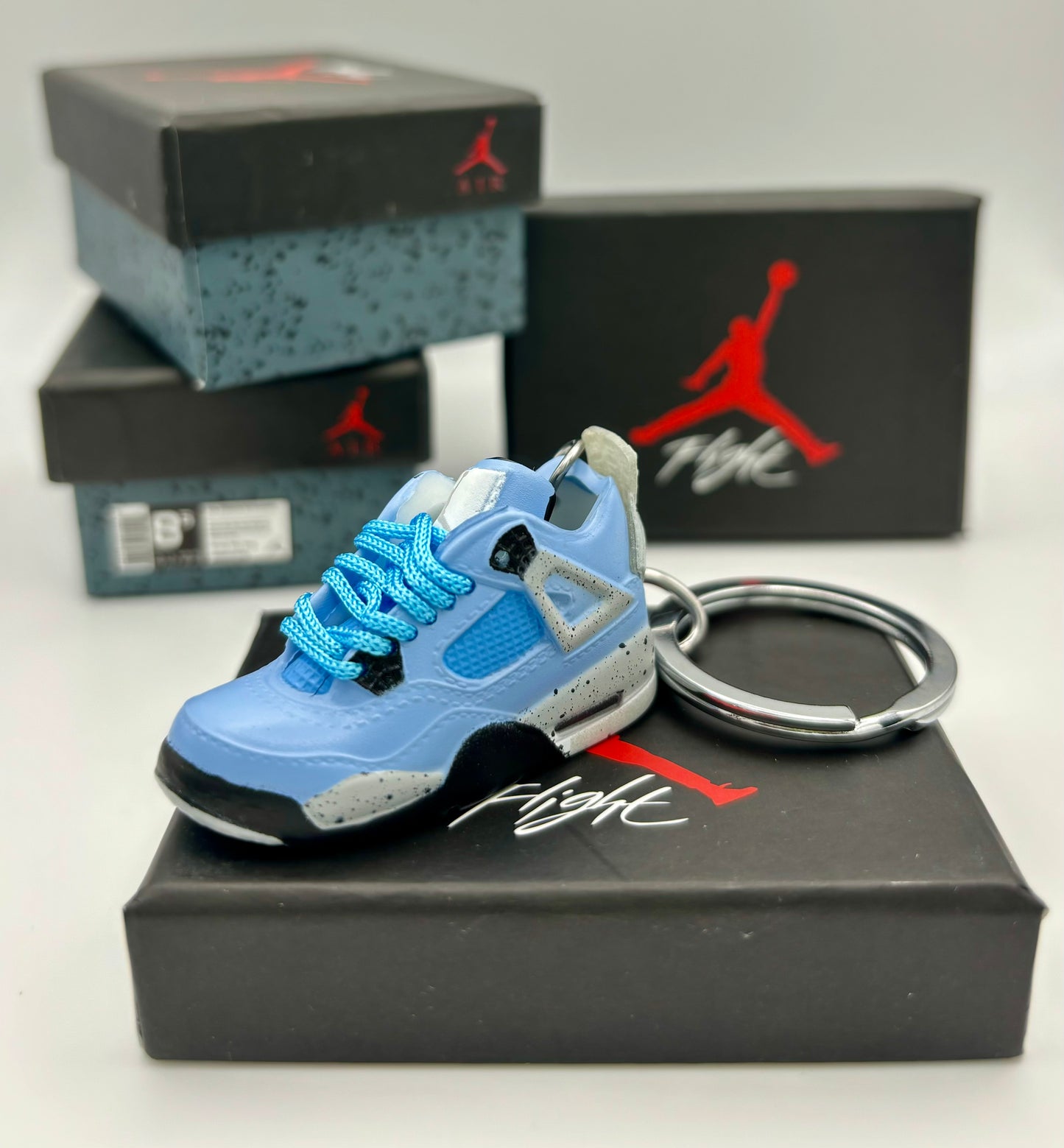 Jordan 4 university blue
