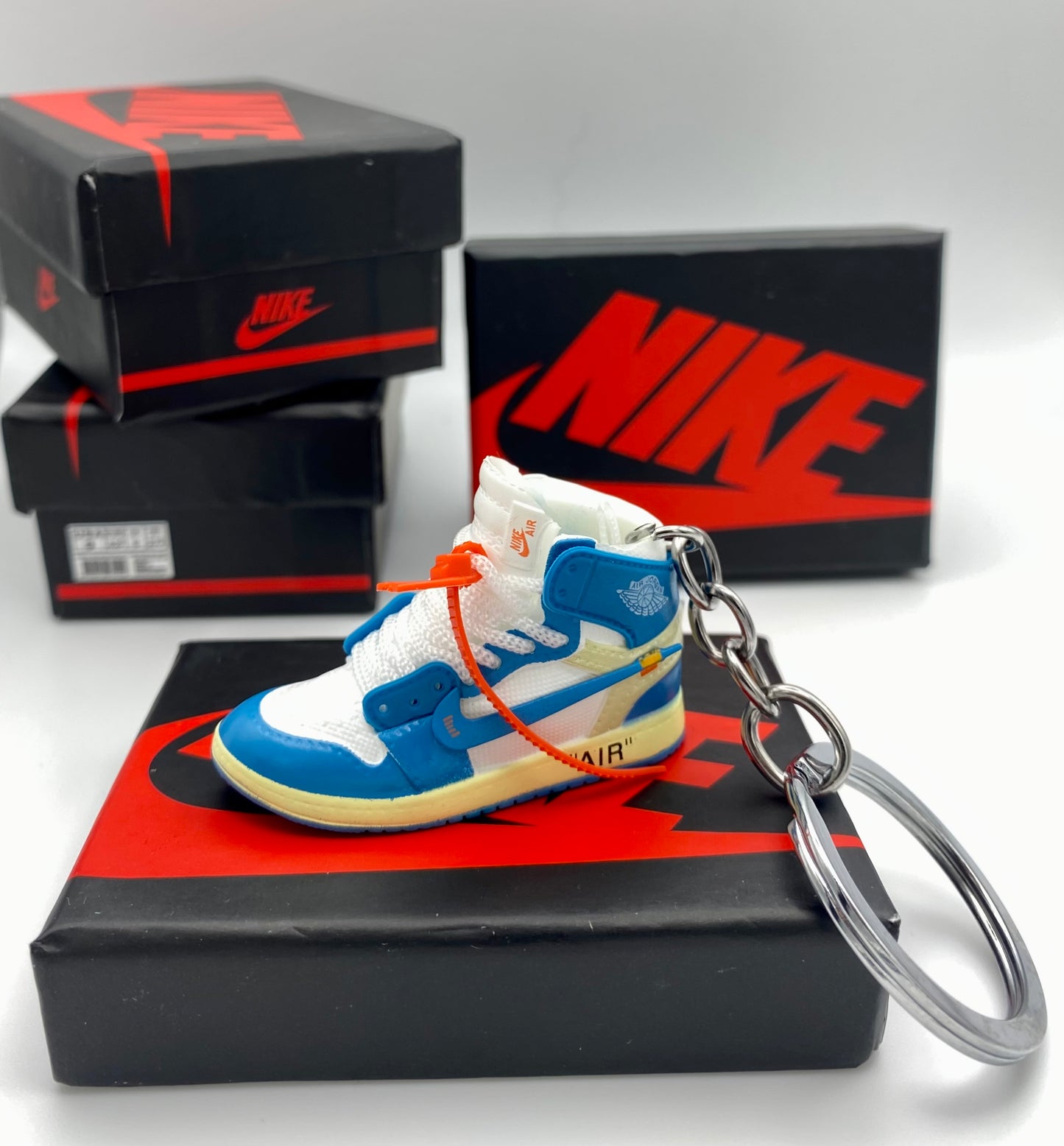 Jordan 1 off White unc
